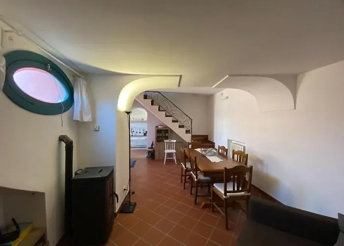 בית נופש Casa Laura *